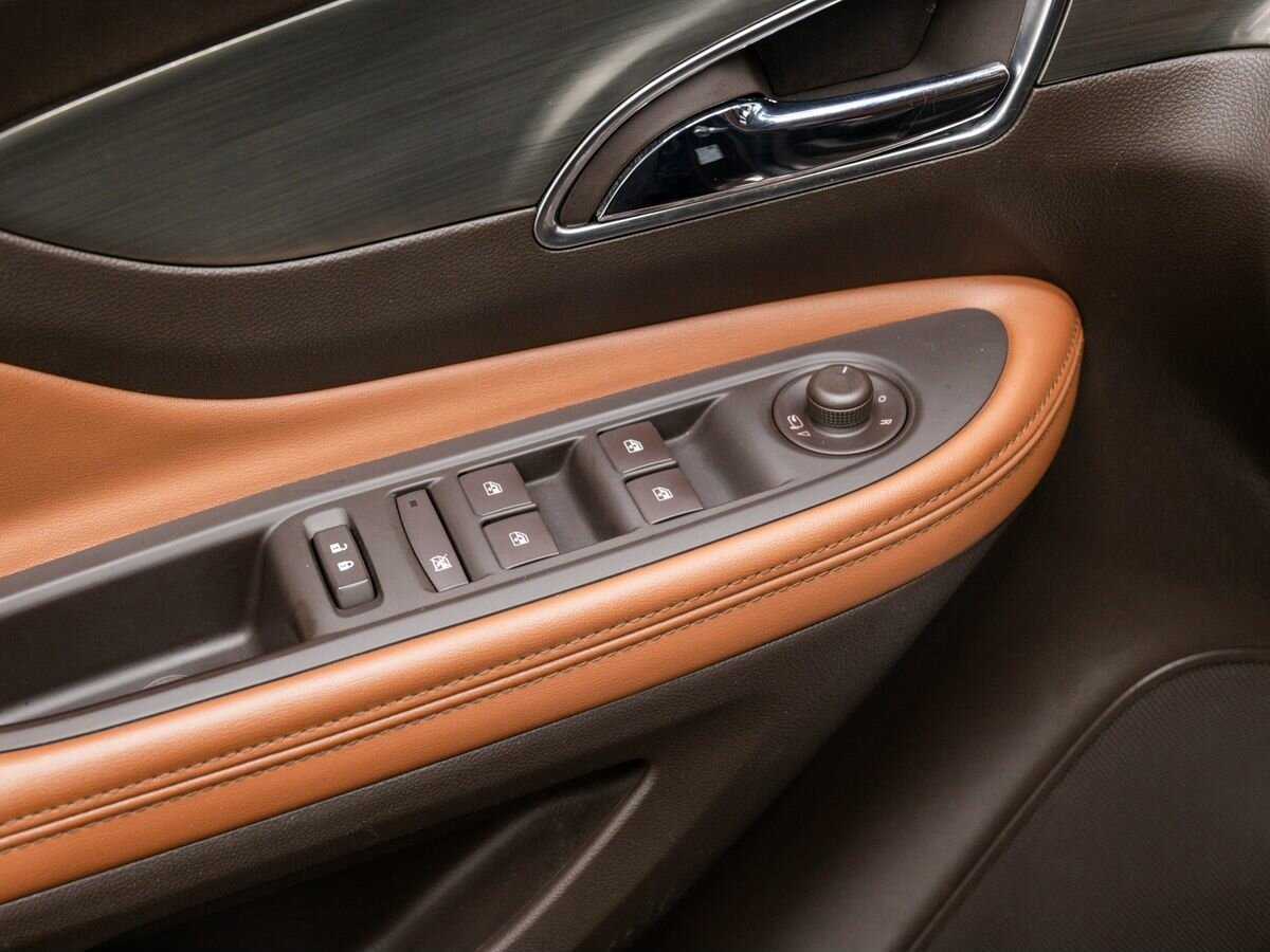 Opel Mokka с пробегом — 2013 год. Фото: #14