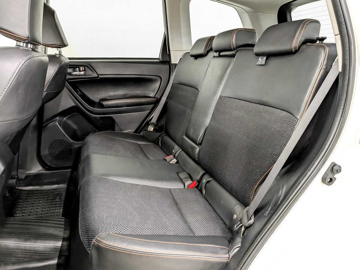 Subaru Forester с пробегом — 2015 год. Фото: #11