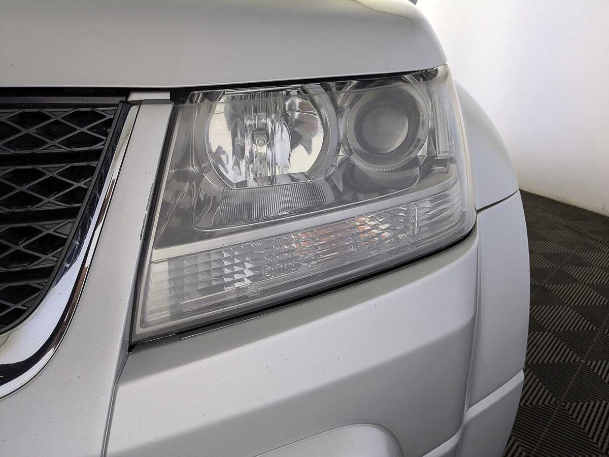 Suzuki Grand Vitara с пробегом — 2010 год. Фото: #10