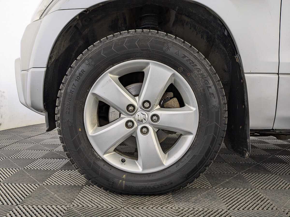 Suzuki Grand Vitara с пробегом — 2010 год. Фото: #11