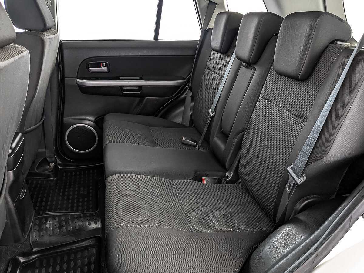 Suzuki Grand Vitara с пробегом — 2010 год. Фото: #17