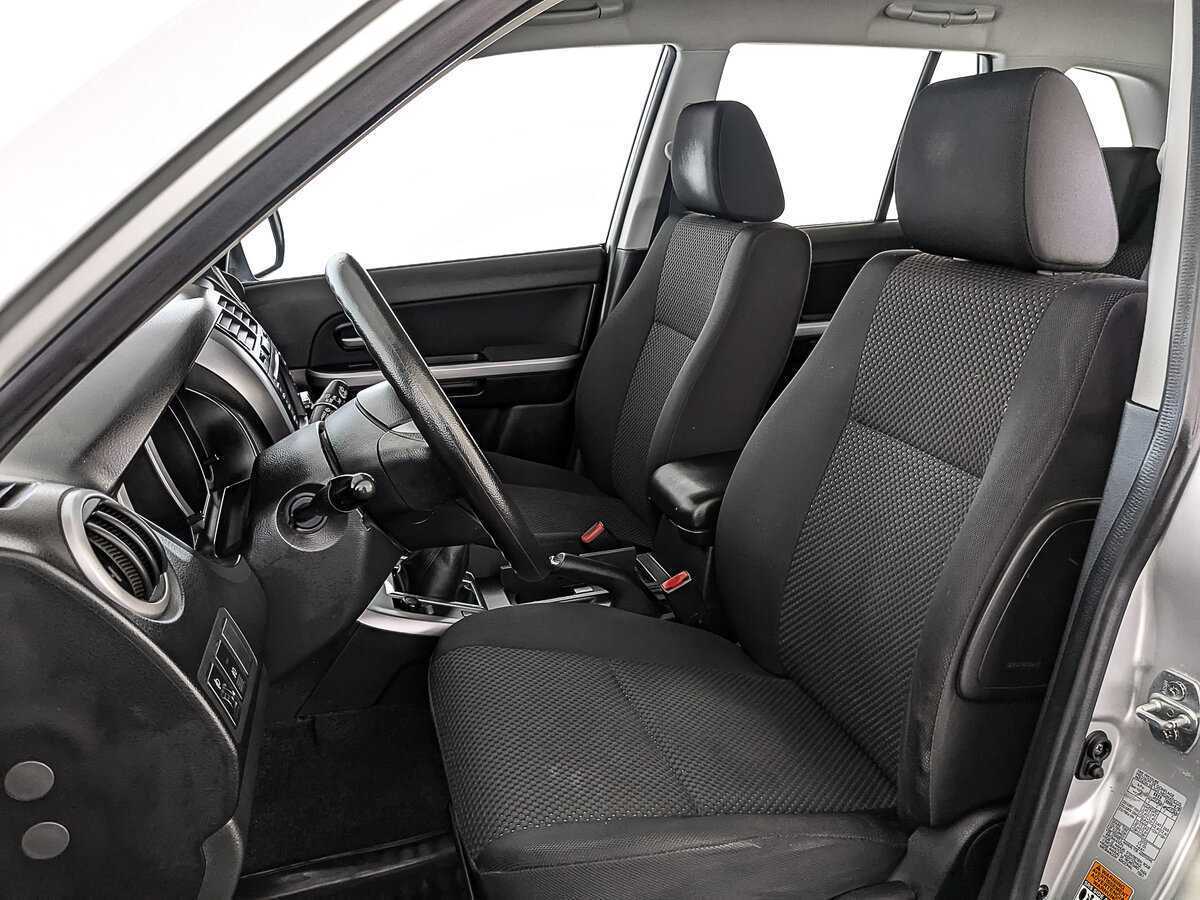 Suzuki Grand Vitara с пробегом — 2010 год. Фото: #19