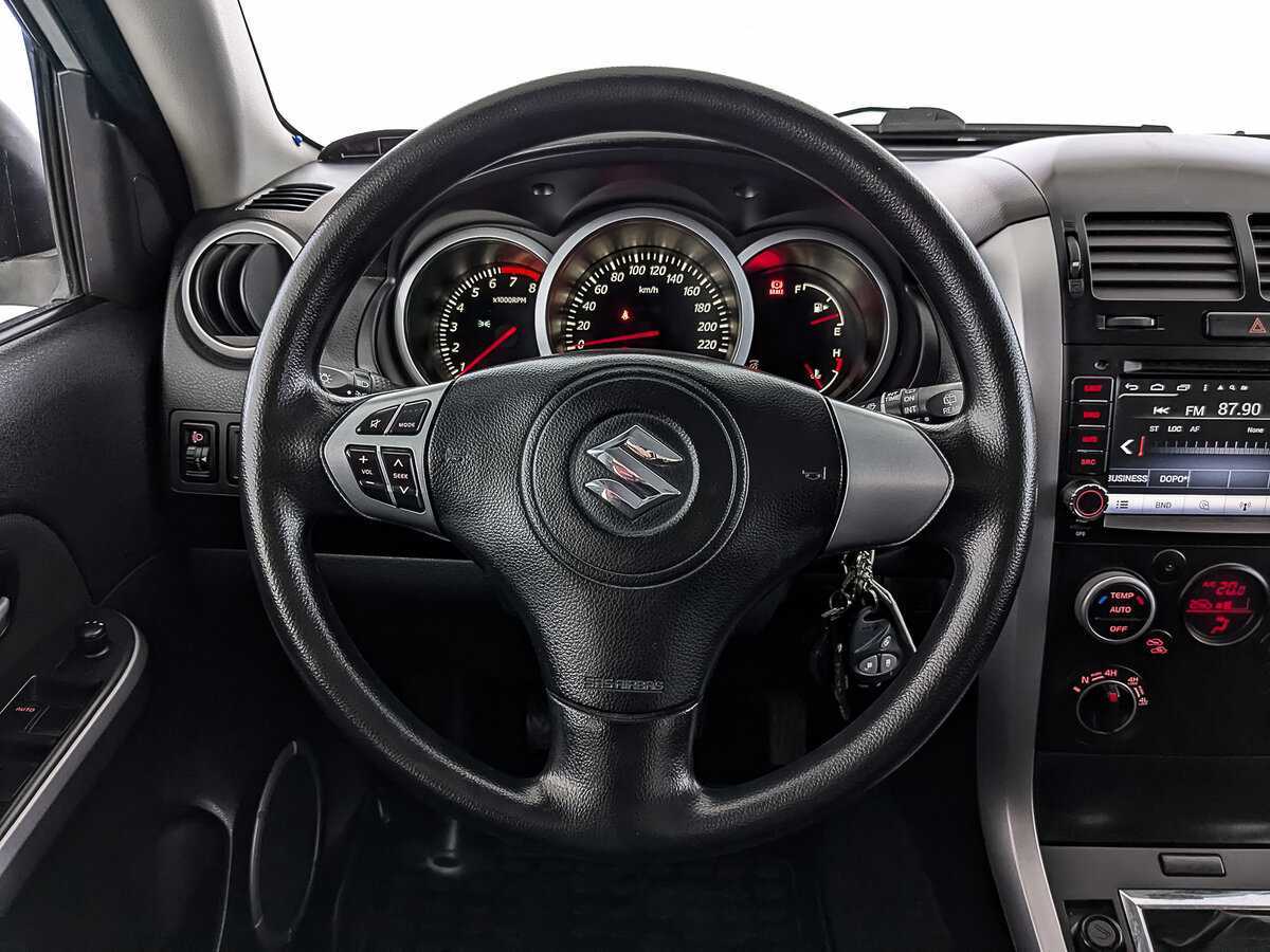 Suzuki Grand Vitara с пробегом — 2010 год. Фото: #20