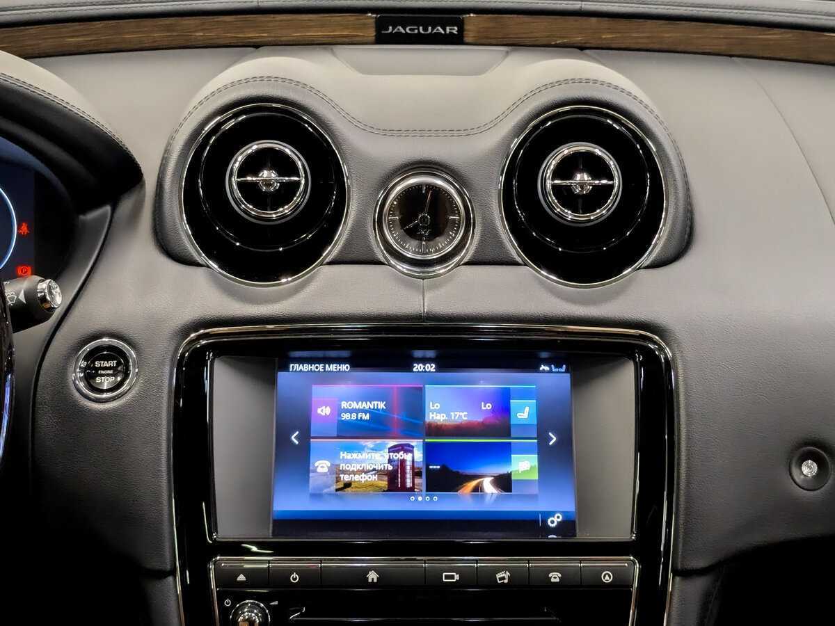 Jaguar XJ с пробегом — 2017 год. Фото: #14