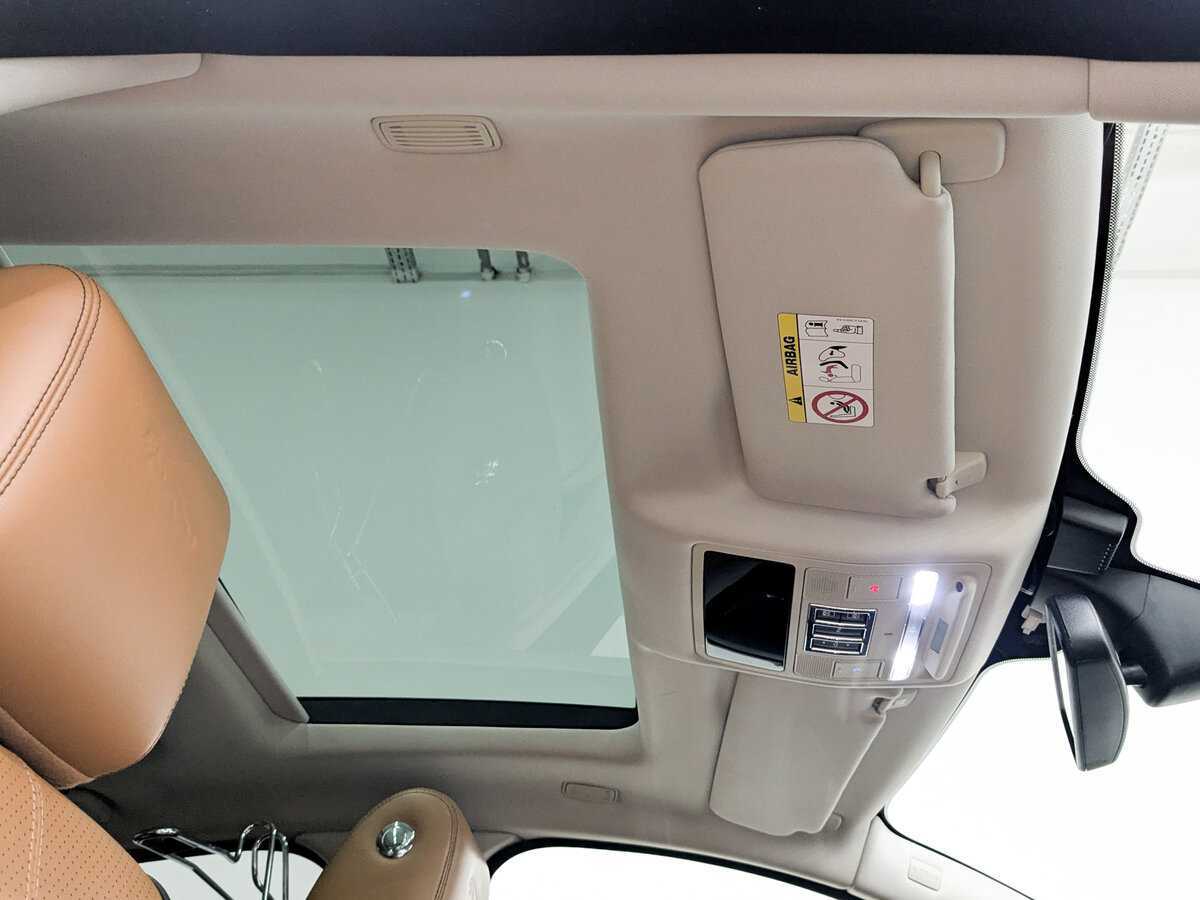 Jaguar XJ с пробегом — 2017 год. Фото: #23