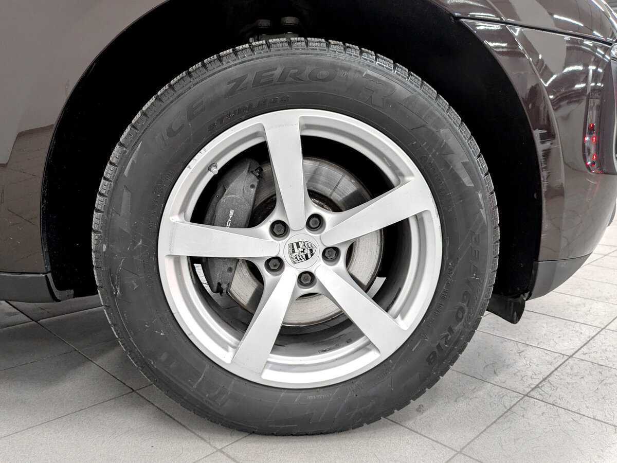 Porsche Macan с пробегом — 2017 год. Фото: #17