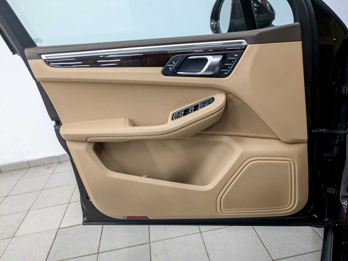 Porsche Macan с пробегом — 2017 год. Фото: #18