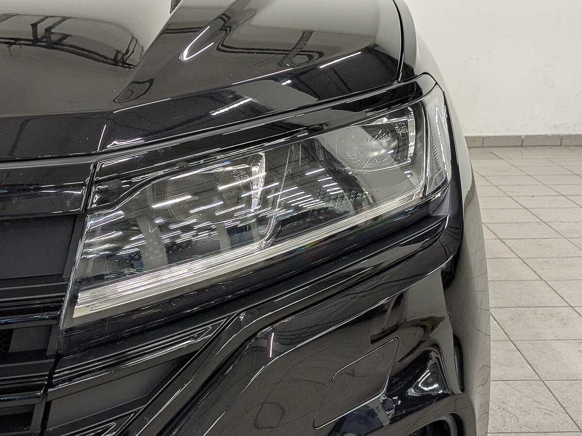 Volkswagen Touareg с пробегом — 2019 год. Фото: #10