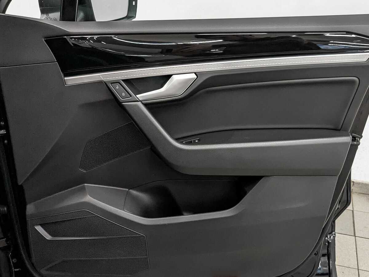 Volkswagen Touareg с пробегом — 2019 год. Фото: #23
