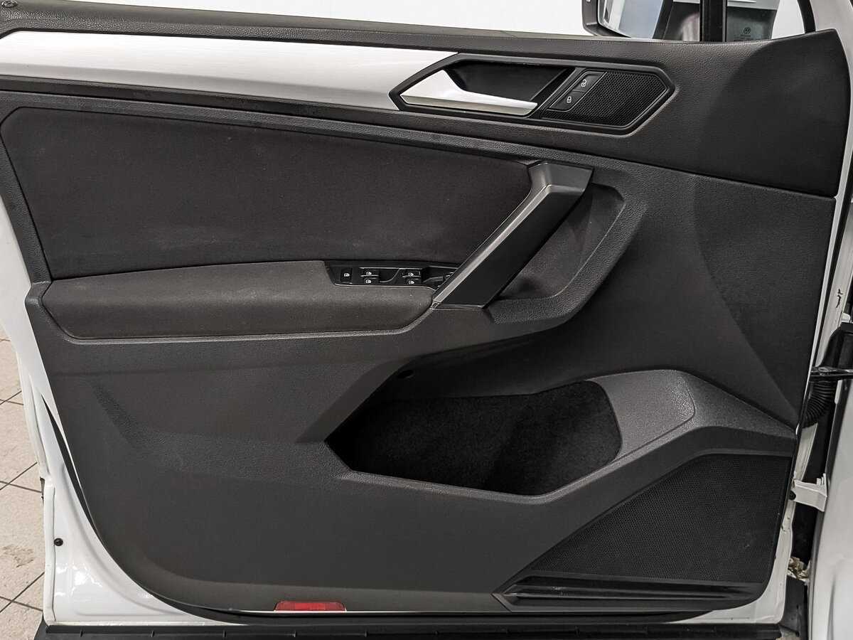 Volkswagen Tiguan с пробегом — 2021 год. Фото: #16