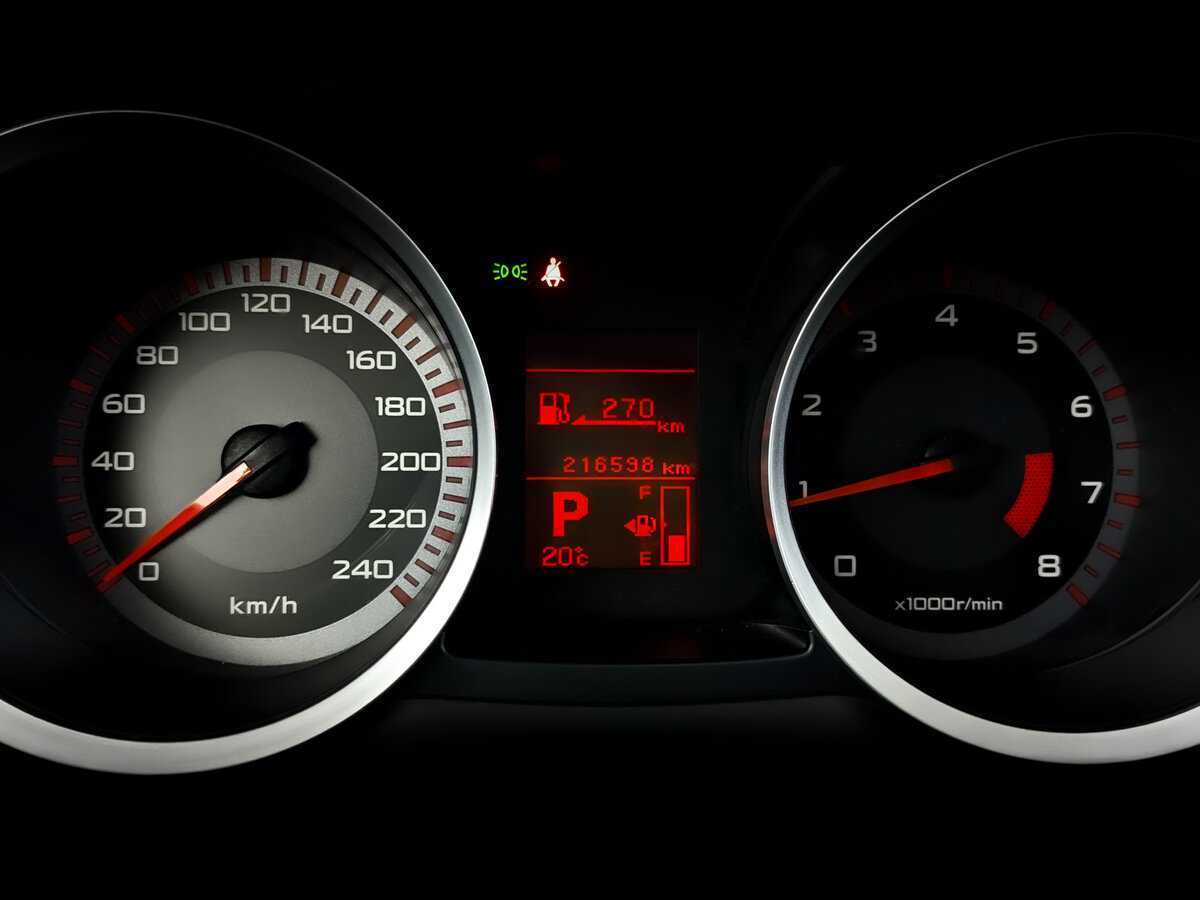 Mitsubishi Lancer с пробегом — 2008 год. Фото: #11