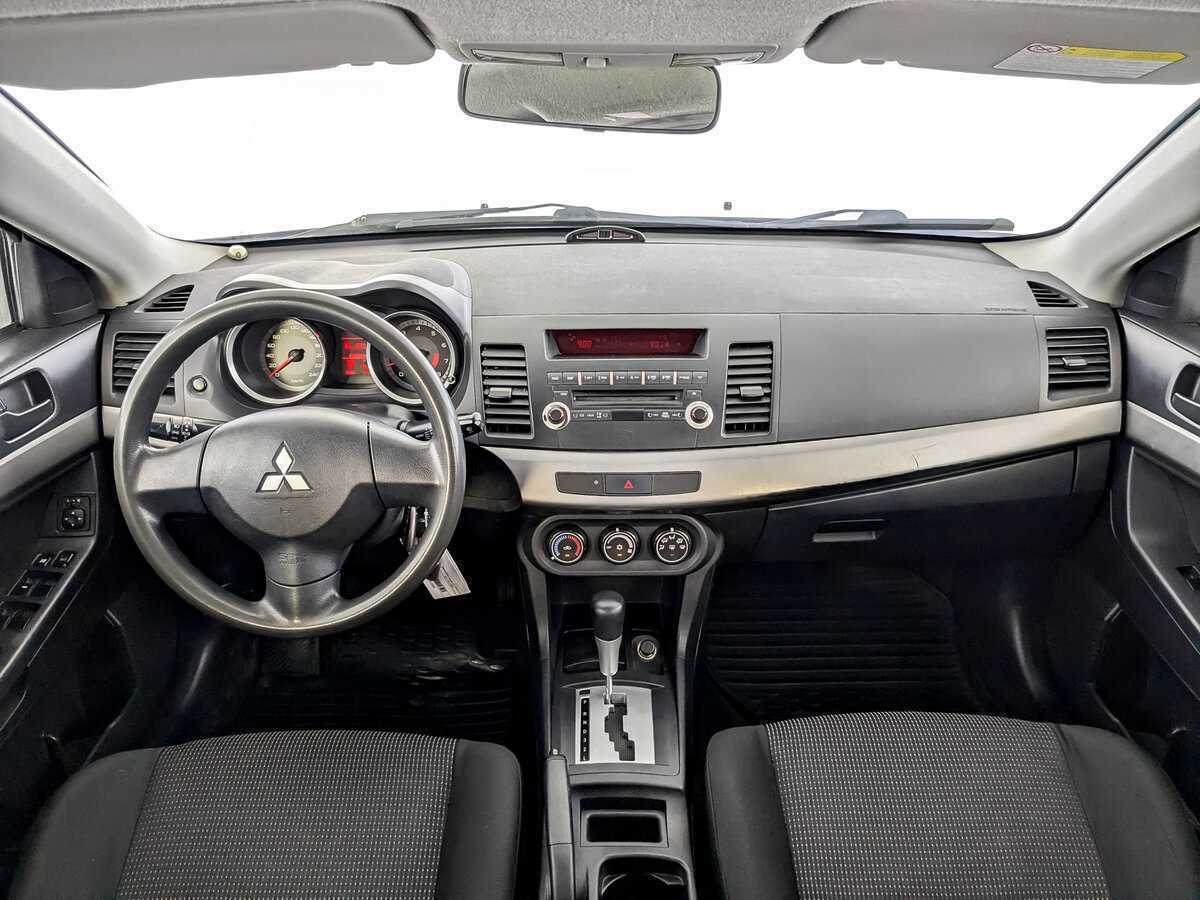 Mitsubishi Lancer с пробегом — 2008 год. Фото: #12