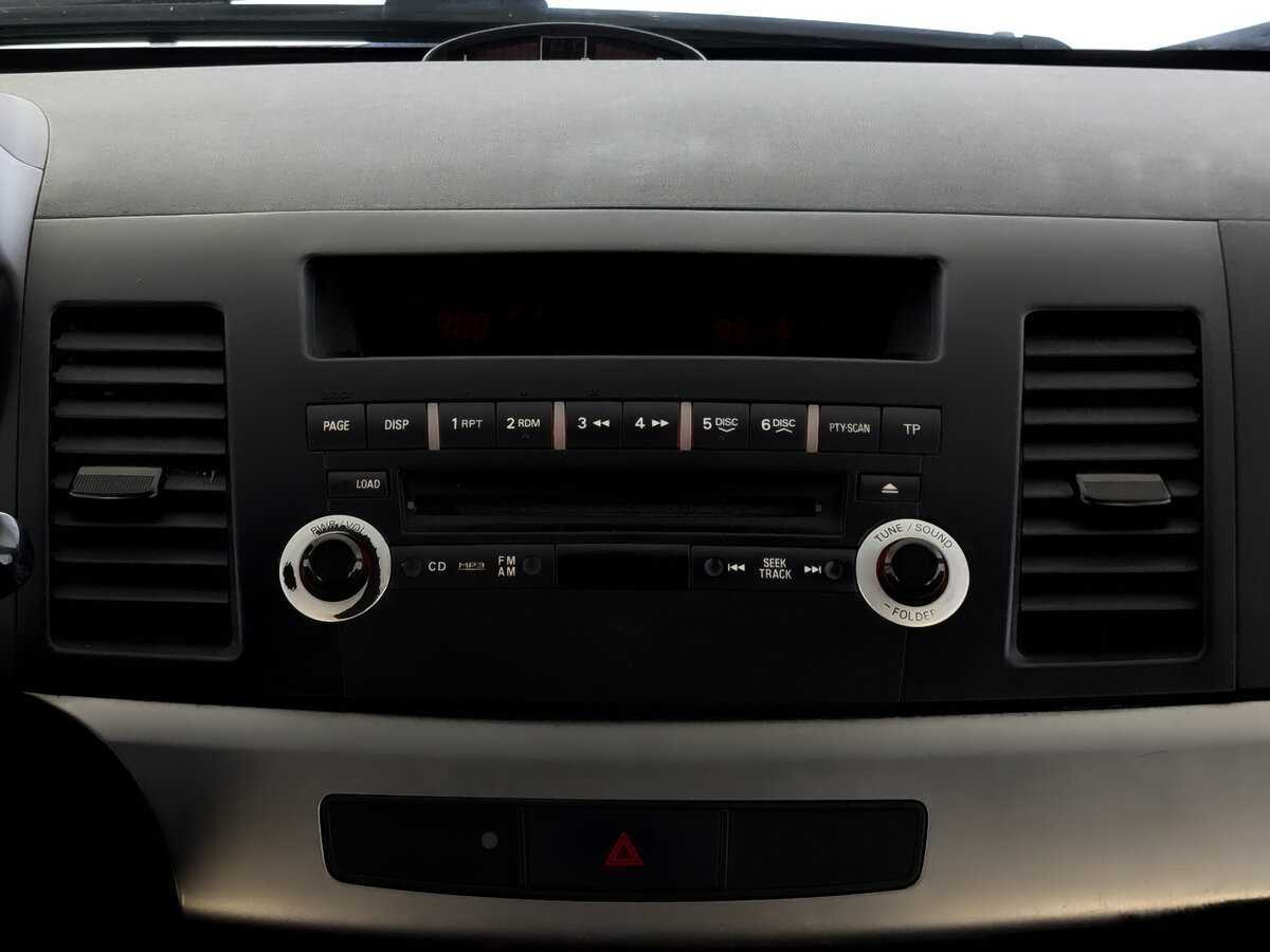 Mitsubishi Lancer с пробегом — 2008 год. Фото: #13