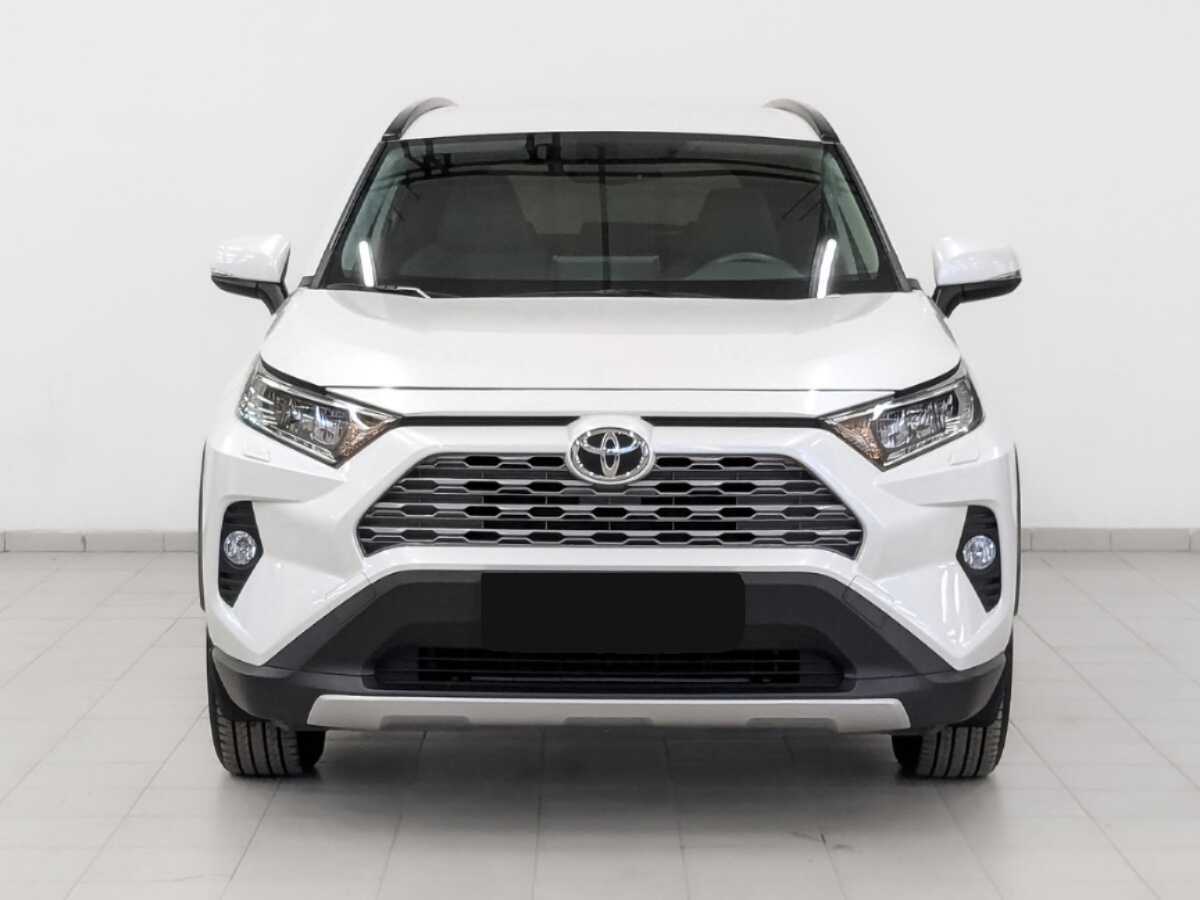 Toyota RAV4 с пробегом — 2022 год. Фото: #1