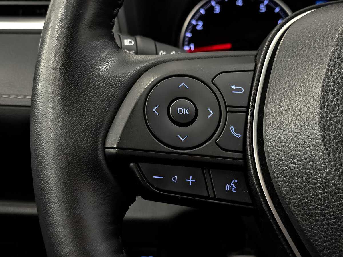 Toyota RAV4 с пробегом — 2022 год. Фото: #25