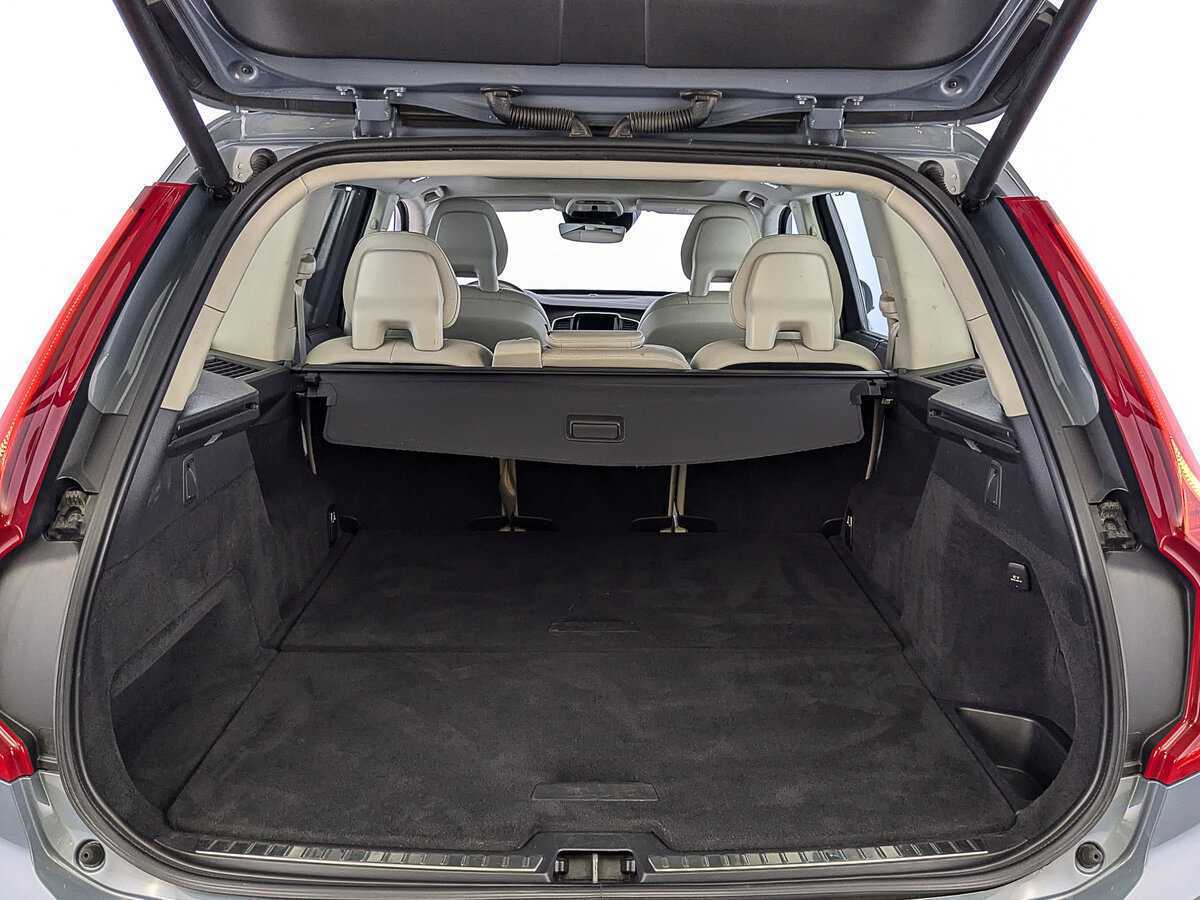 Volvo XC90 с пробегом — 2020 год. Фото: #9