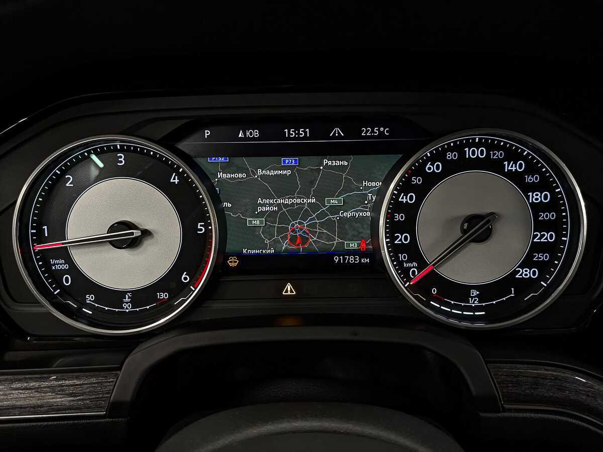 Volkswagen Touareg с пробегом — 2018 год. Фото: #15