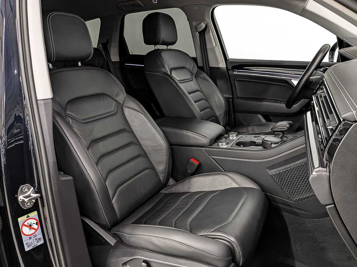 Volkswagen Touareg с пробегом — 2018 год. Фото: #23