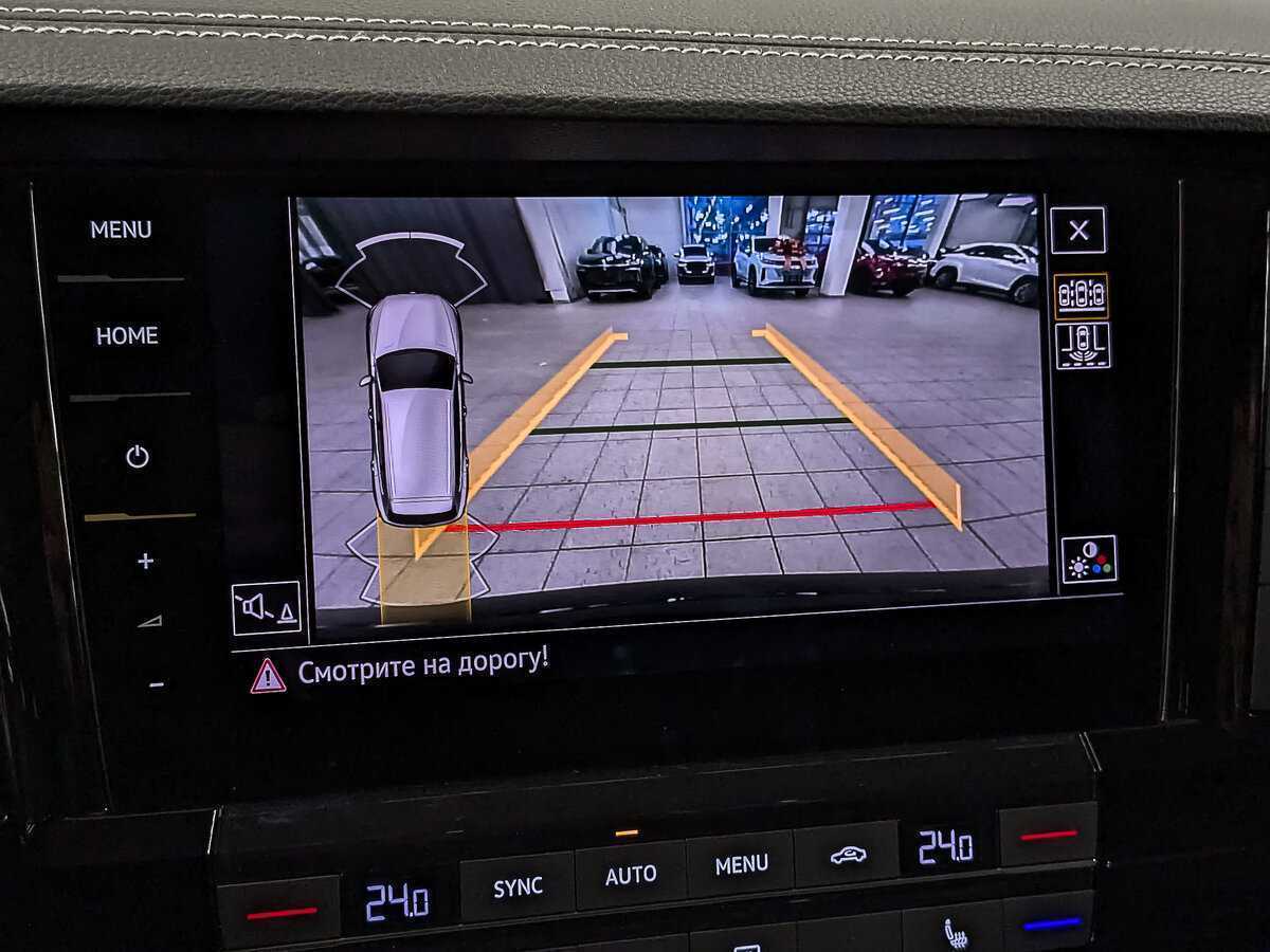 Volkswagen Touareg с пробегом — 2018 год. Фото: #25