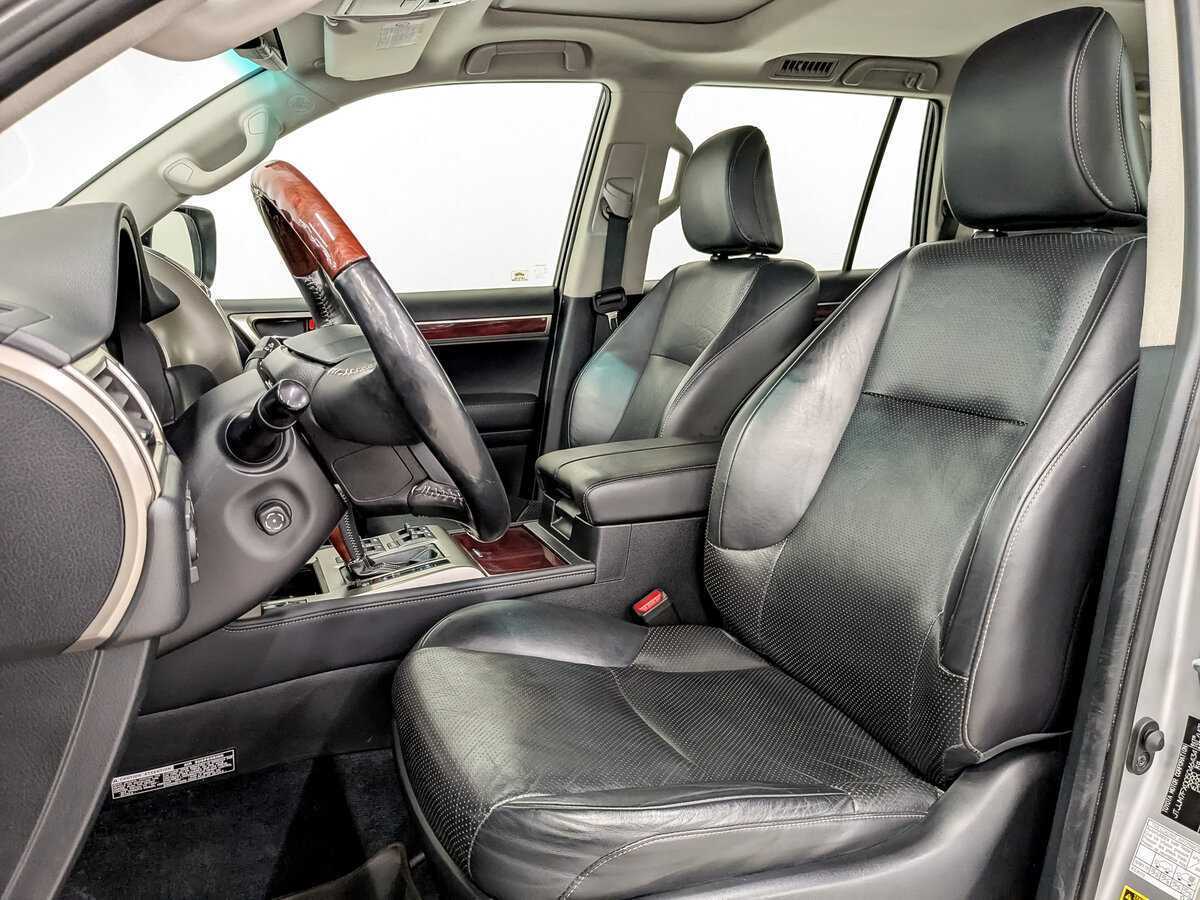 Lexus GX с пробегом — 2012 год. Фото: #17