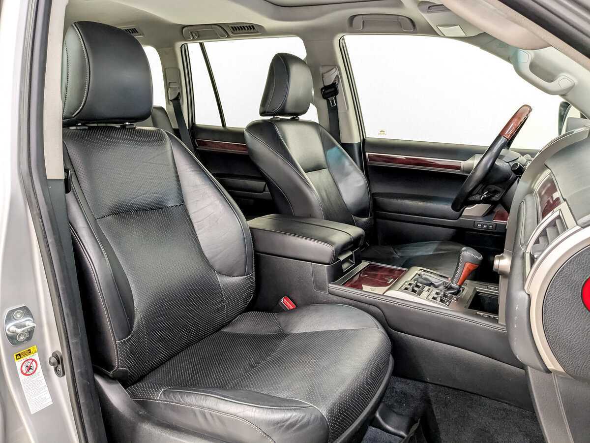 Lexus GX с пробегом — 2012 год. Фото: #21