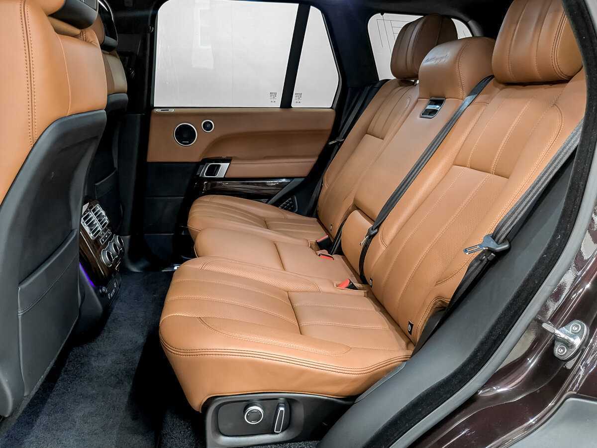 Land Rover Range Rover с пробегом — 2017 год. Фото: #11