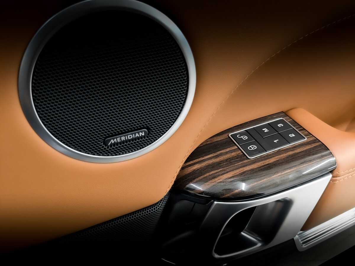 Land Rover Range Rover с пробегом — 2017 год. Фото: #22