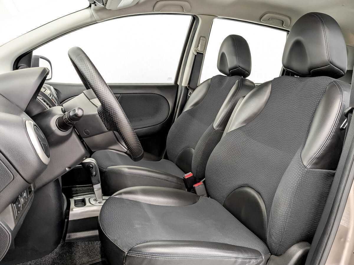 Nissan Note с пробегом — 2013 год. Фото: #19