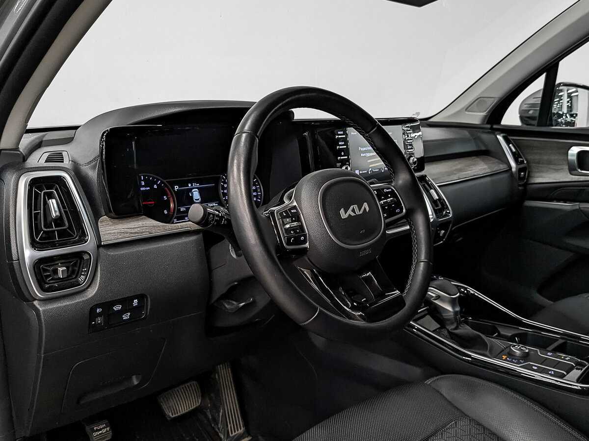 Kia Sorento с пробегом — 2023 год. Фото: #14