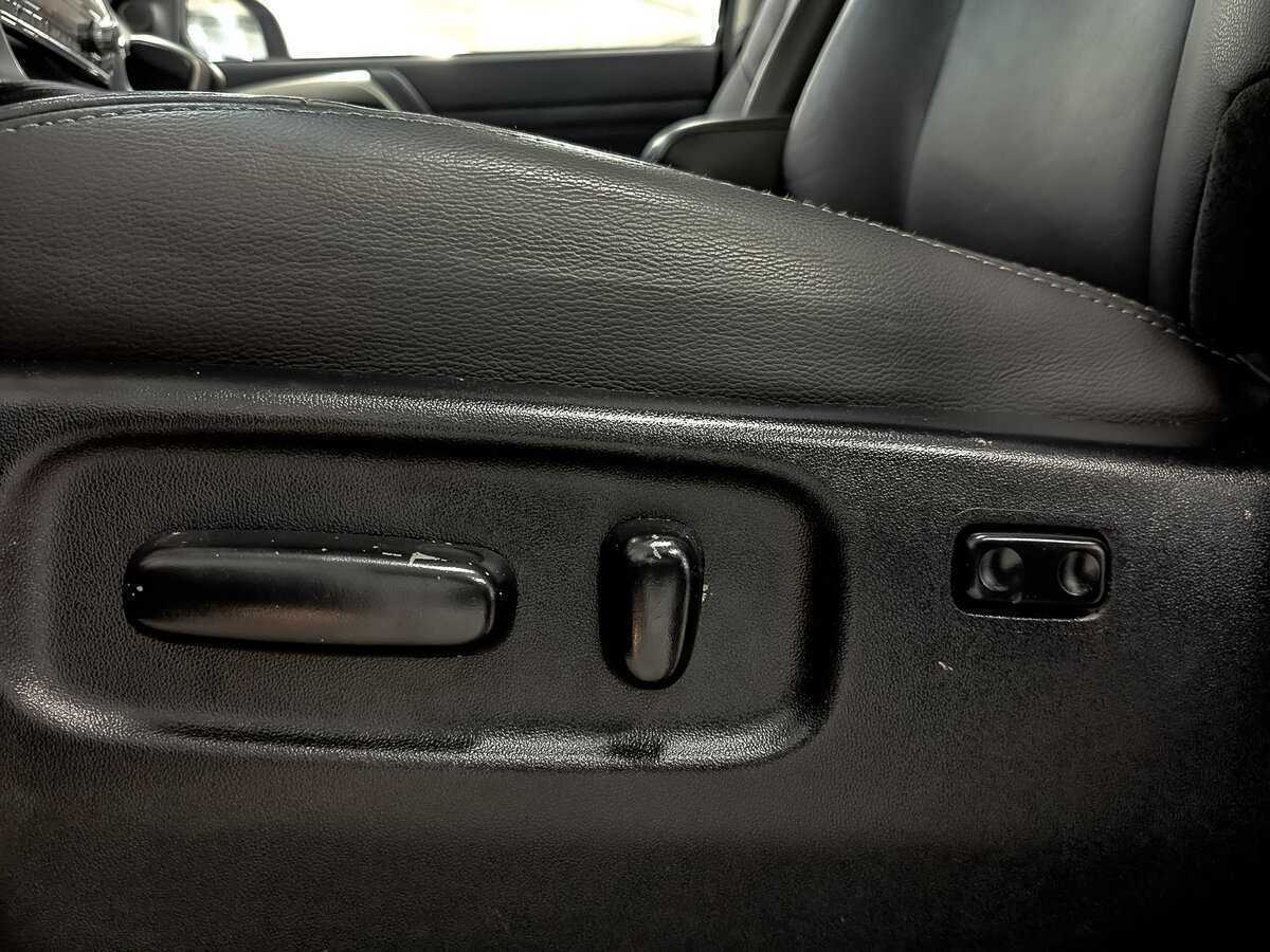 Mitsubishi Montero Sport с пробегом — 2021 год. Фото: #23