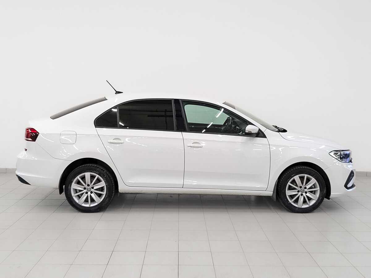 Volkswagen Polo с пробегом — 2021 год. Фото: #3