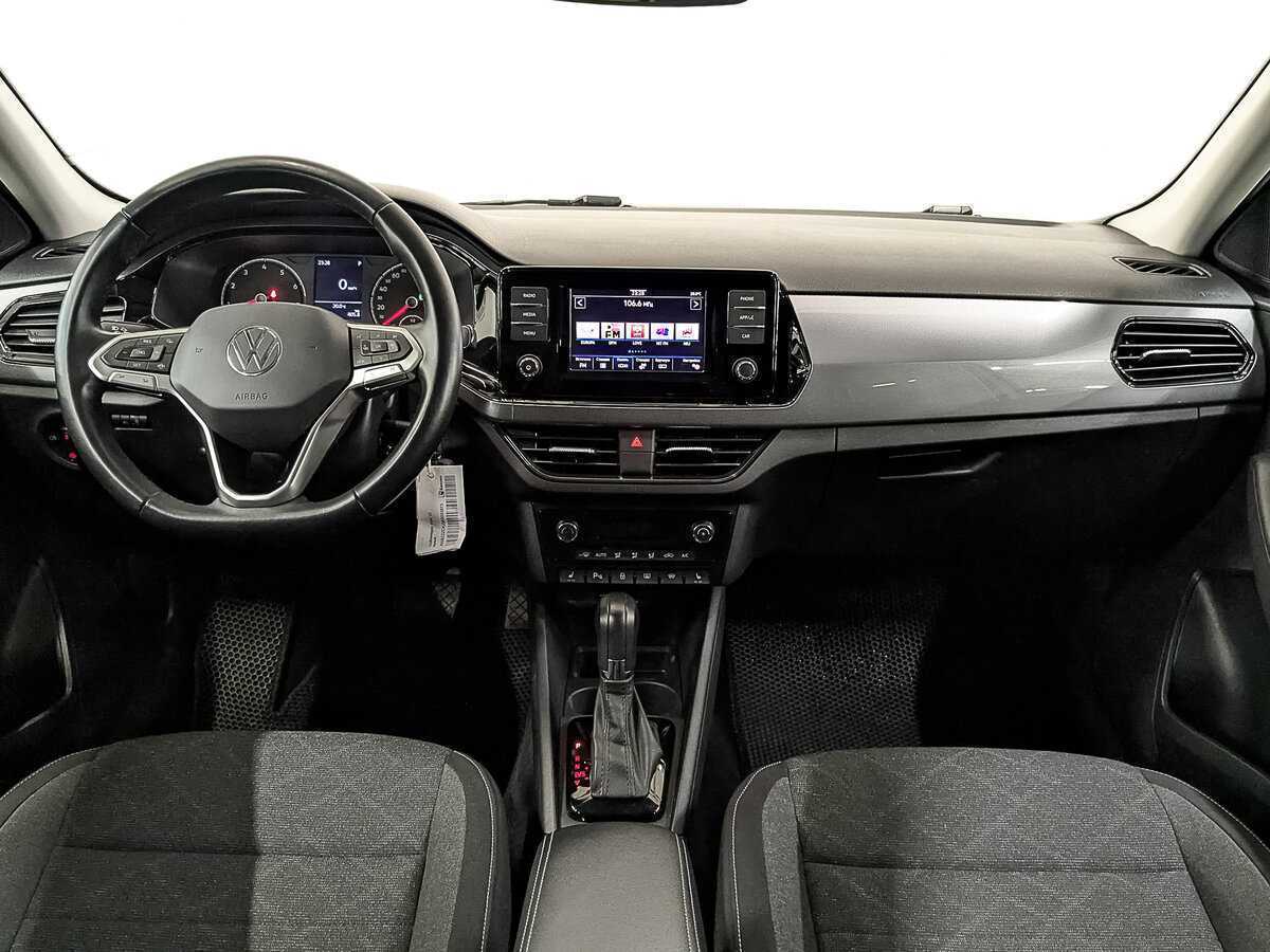 Volkswagen Polo с пробегом — 2021 год. Фото: #13