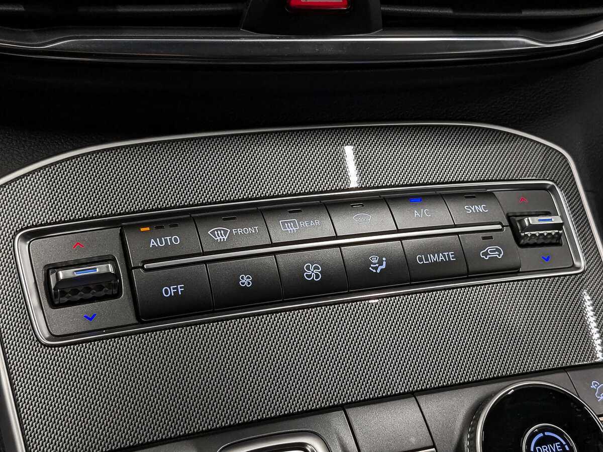 Hyundai Santa Fe с пробегом — 2022 год. Фото: #22