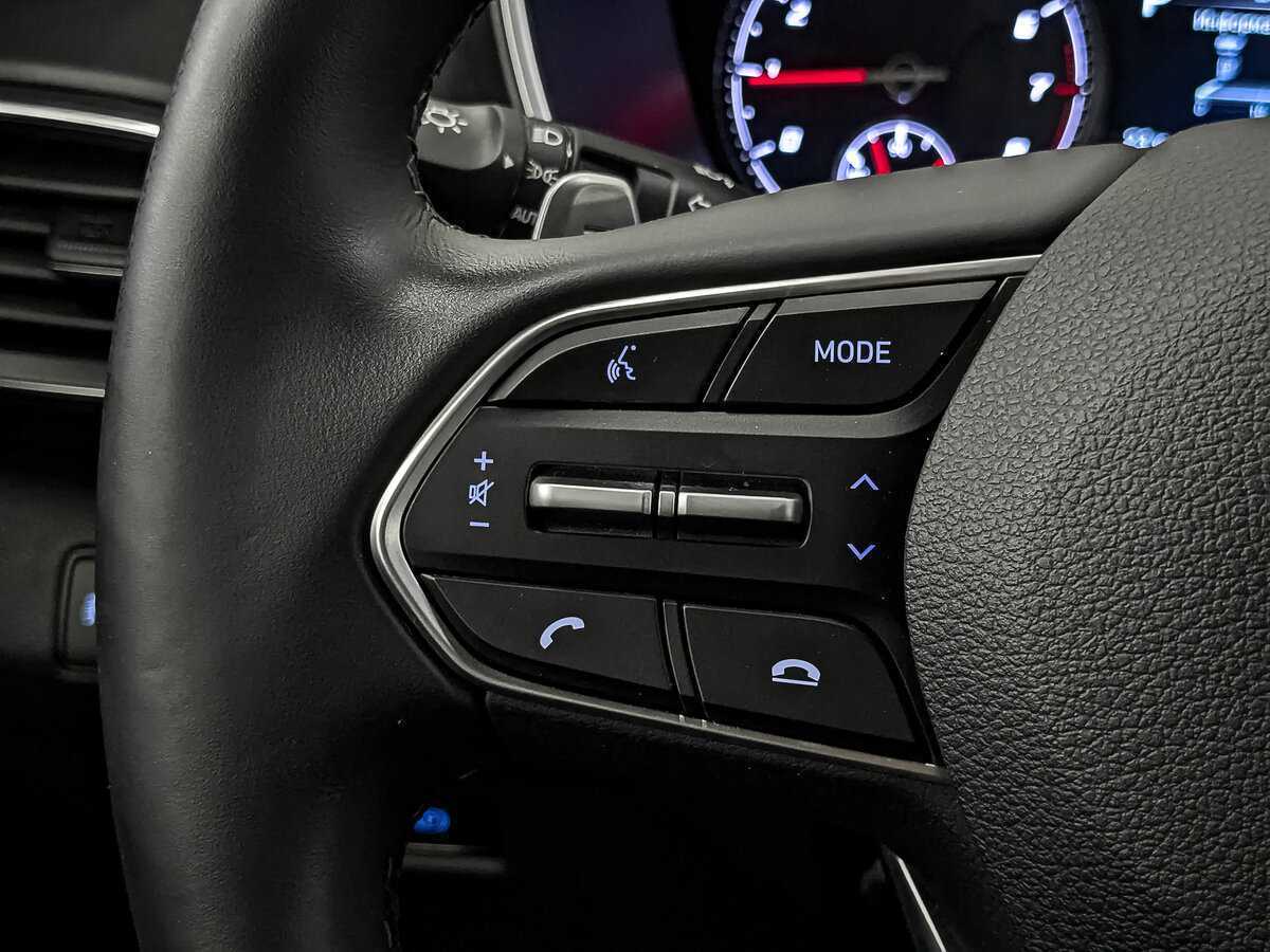 Hyundai Santa Fe с пробегом — 2022 год. Фото: #24