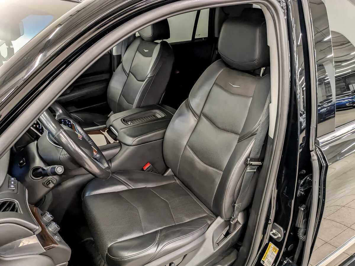 Cadillac Escalade с пробегом — 2017 год. Фото: #17