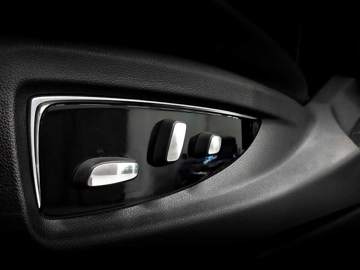 Cadillac Escalade с пробегом — 2017 год. Фото: #18