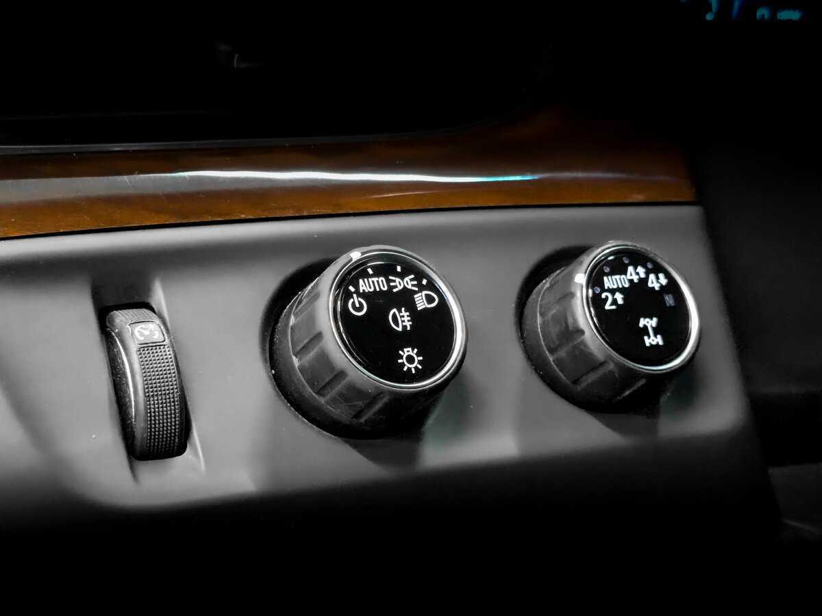 Cadillac Escalade с пробегом — 2017 год. Фото: #25