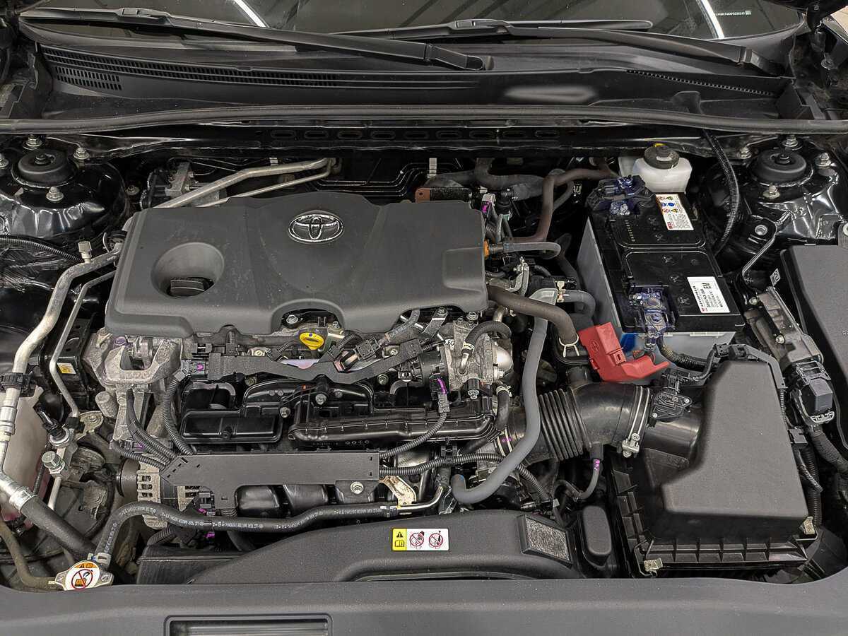 Toyota Camry с пробегом — 2023 год. Фото: #8