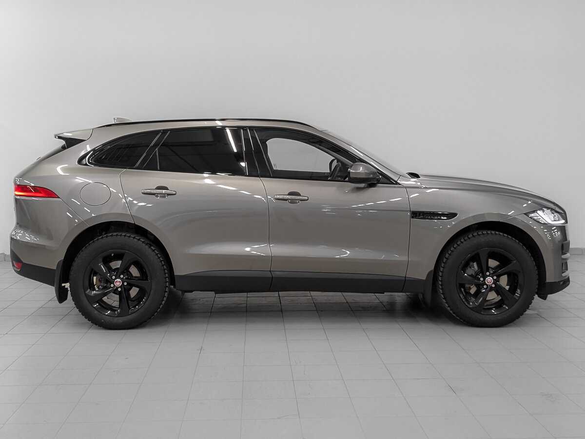 Jaguar F-Pace с пробегом — 2018 год. Фото: #3