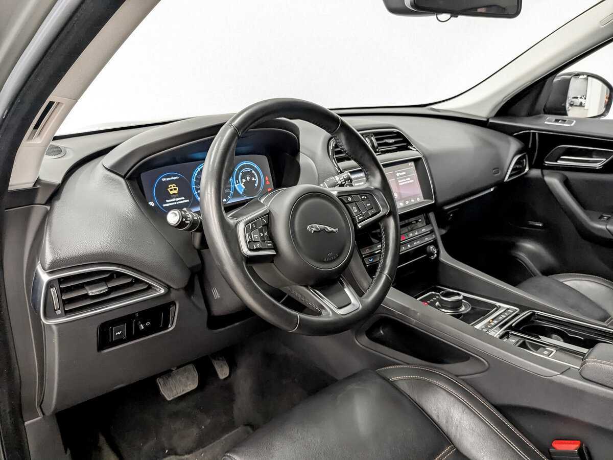 Jaguar F-Pace с пробегом — 2018 год. Фото: #15