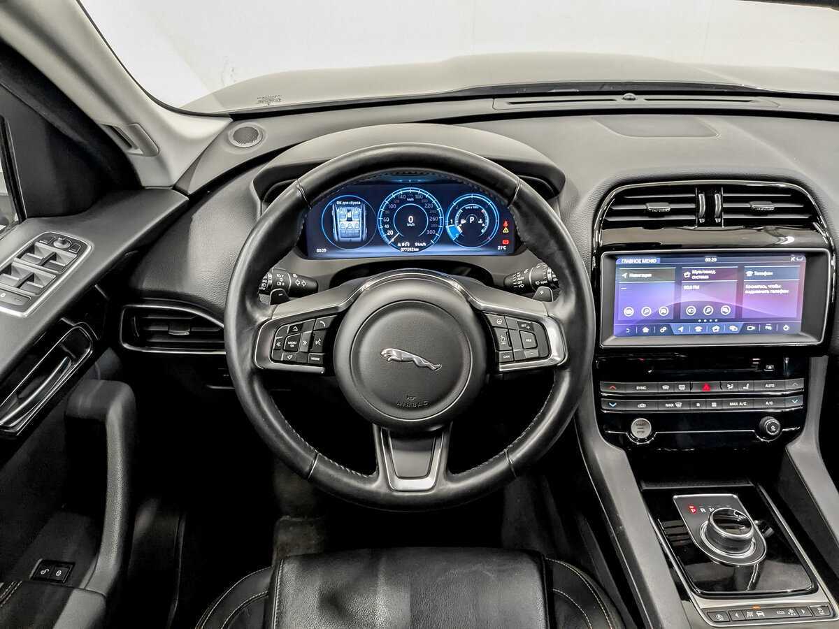 Jaguar F-Pace с пробегом — 2018 год. Фото: #19