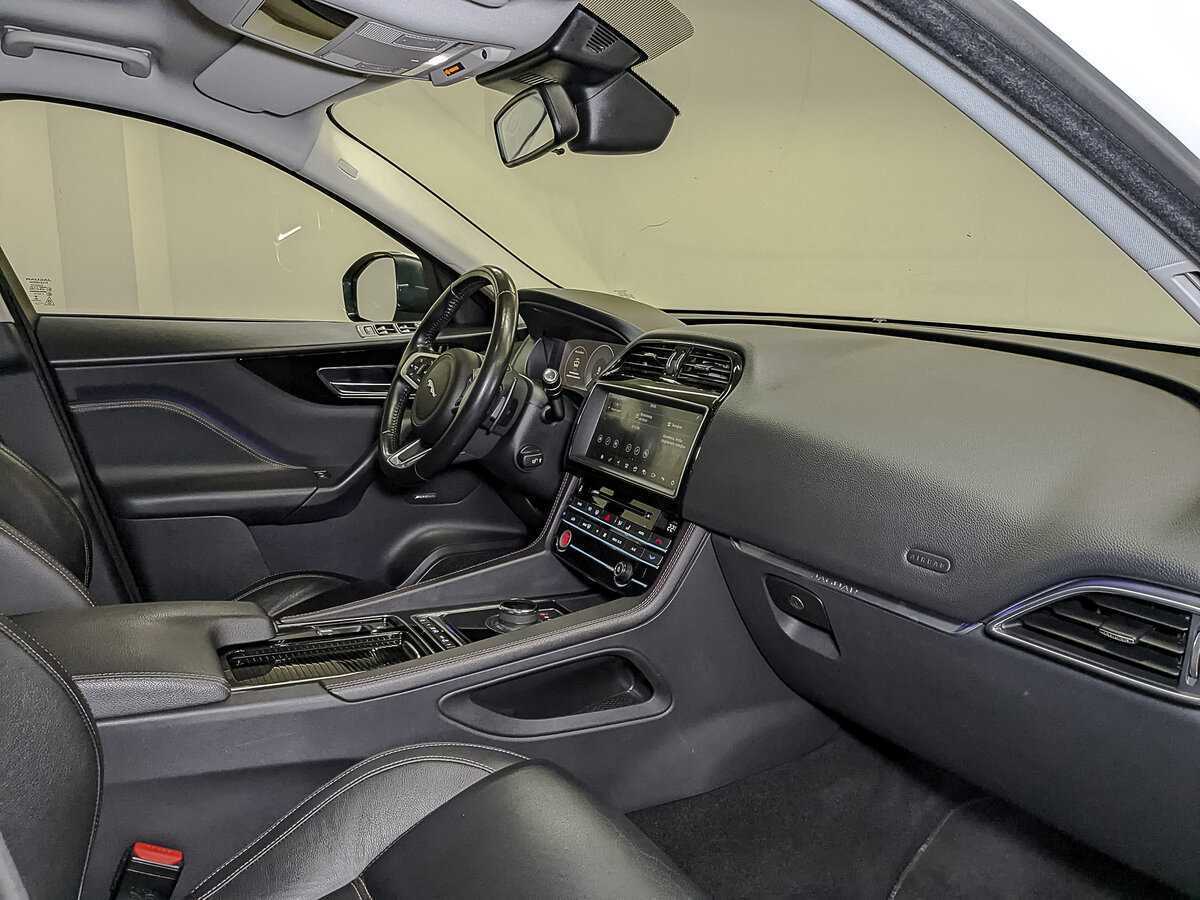 Jaguar F-Pace с пробегом — 2018 год. Фото: #10