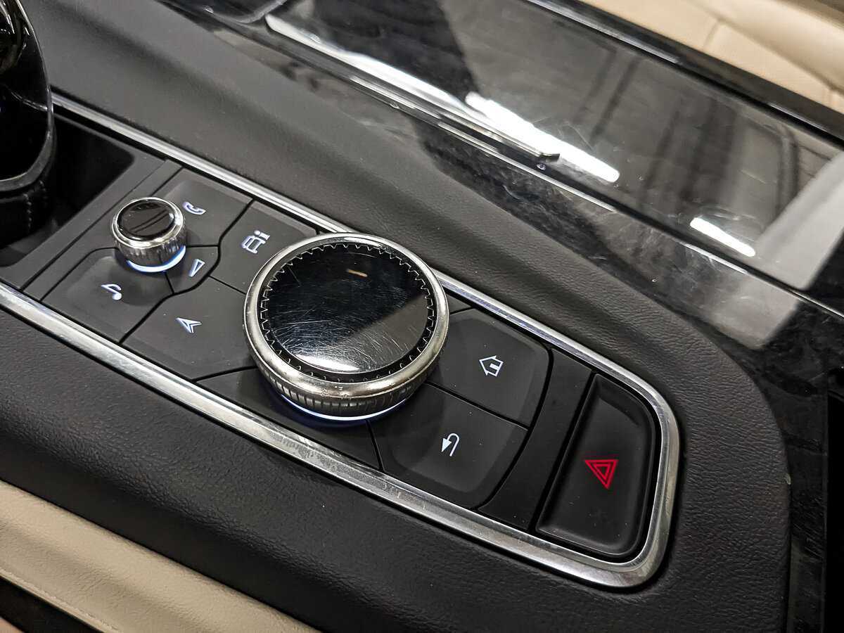 Cadillac Escalade с пробегом — 2020 год. Фото: #18