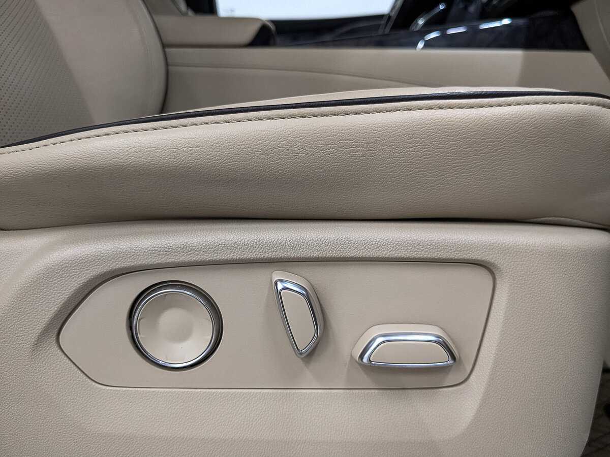 Cadillac Escalade с пробегом — 2020 год. Фото: #23