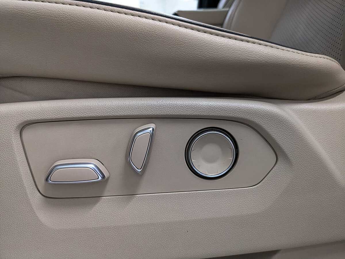 Cadillac Escalade с пробегом — 2020 год. Фото: #24