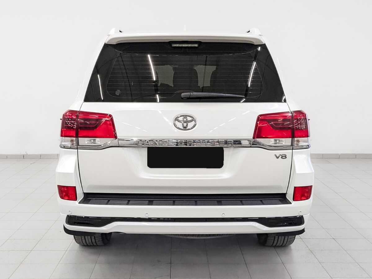 Toyota Land Cruiser с пробегом — 2017 год. Фото: #5