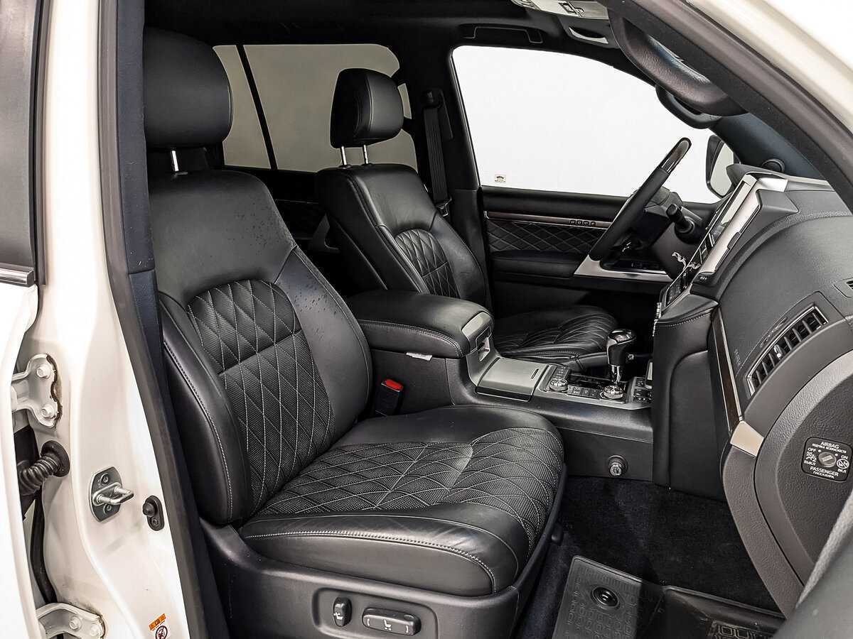 Toyota Land Cruiser с пробегом — 2017 год. Фото: #20