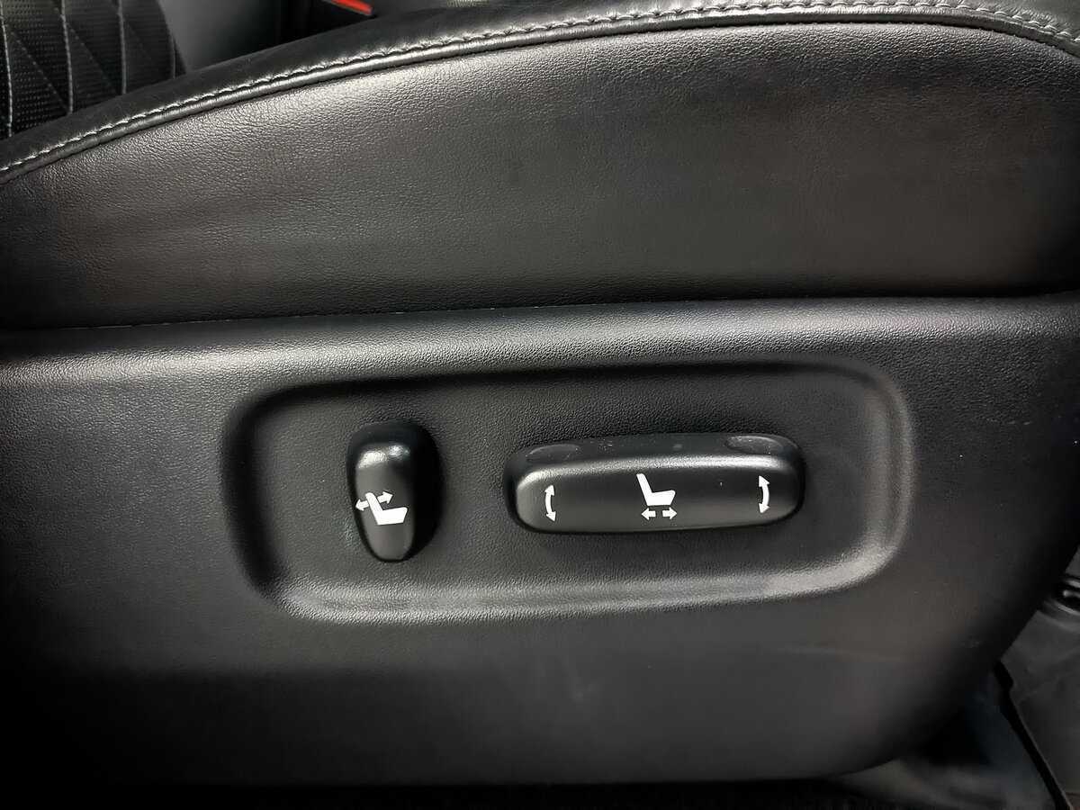 Toyota Land Cruiser с пробегом — 2017 год. Фото: #22