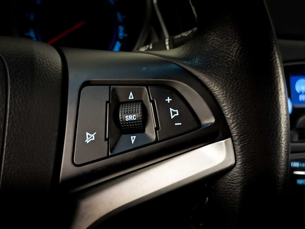 Chevrolet Cruze с пробегом — 2013 год. Фото: #23