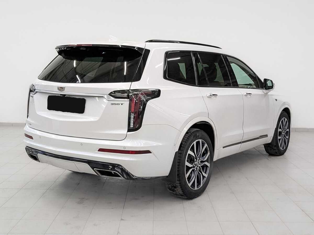 Cadillac XT6 с пробегом — 2021 год. Фото: #4